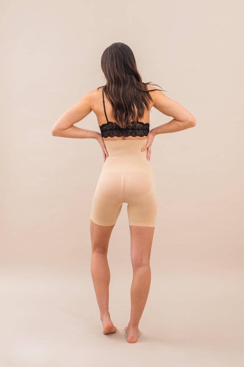 contour lift shorts- tan