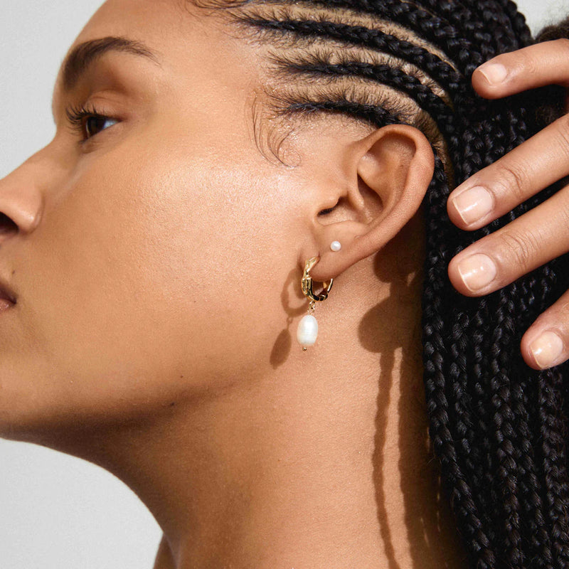 contance freshwater pearl earrings