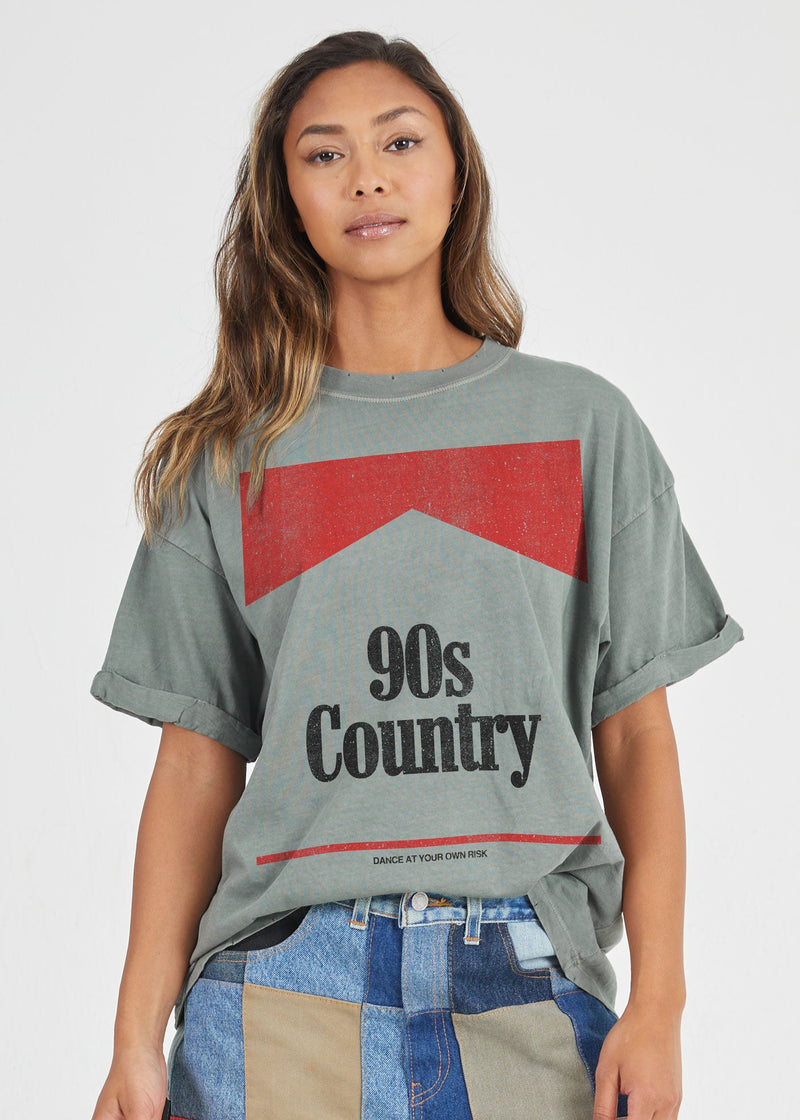 90s country boyfriend tee