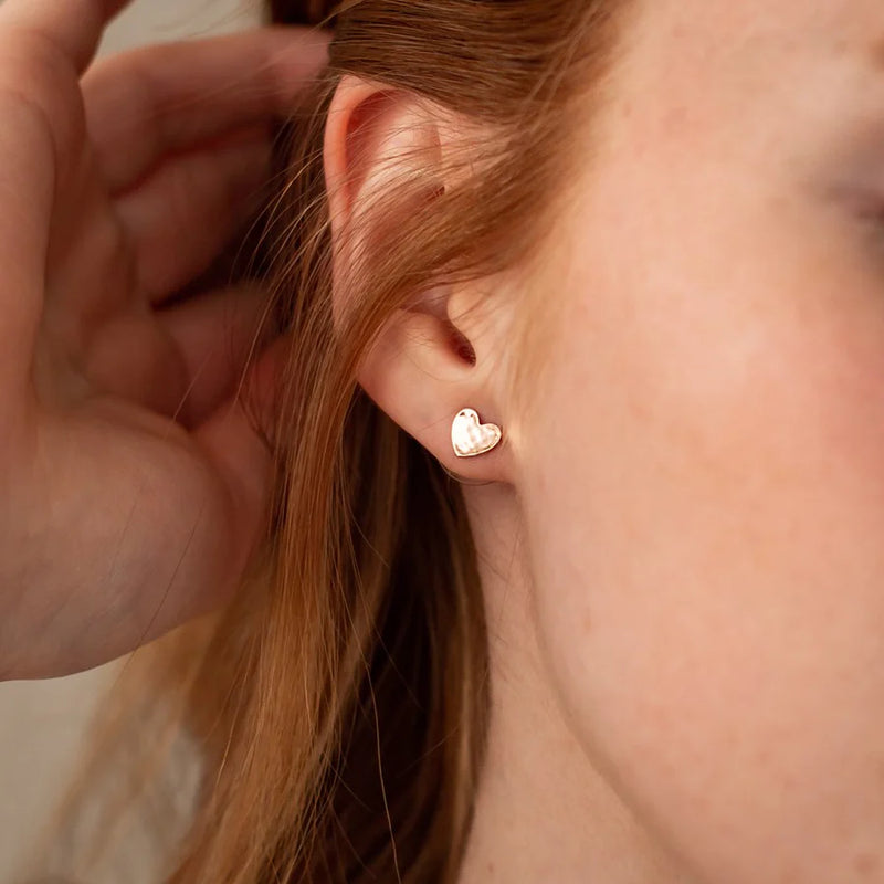 amado studs