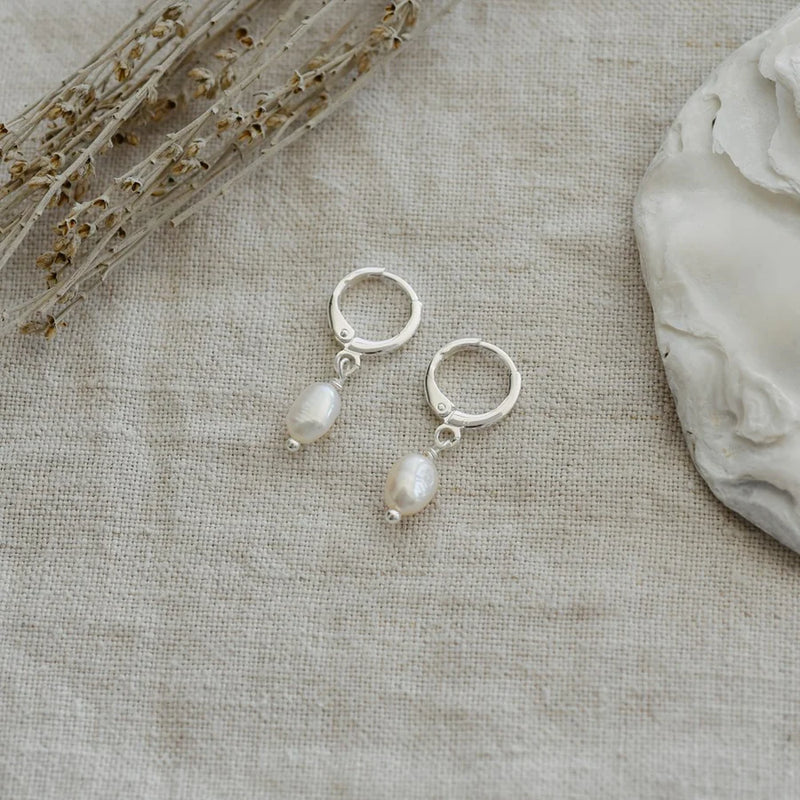 bitsy pearl hoops