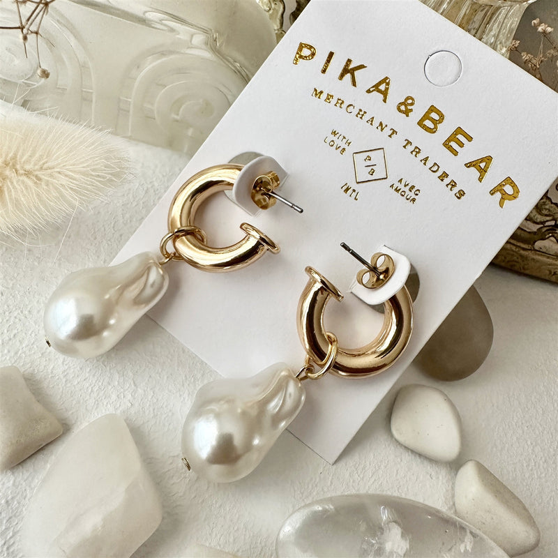 anais baroque pearl drop earrings