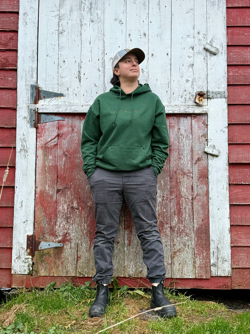 the outport hoodie- evergreen