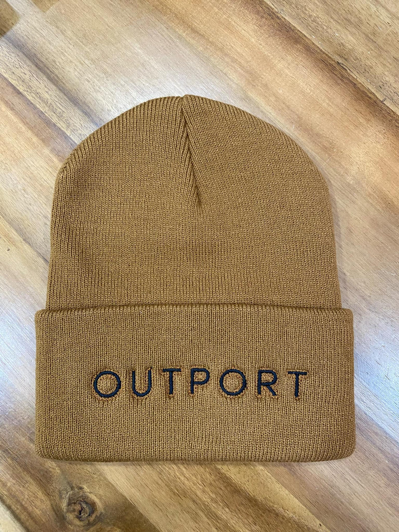 the outport beanie- caramel