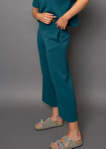 victoria soft knit cropped pant- trekking green