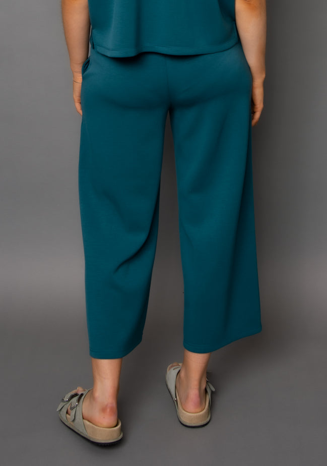 victoria soft knit cropped pant- trekking green