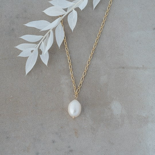 veda necklace- gold