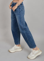 barni barrel jeans