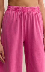scout jersey crop flare pant- island pink