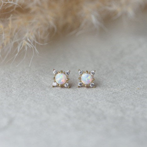 aurora studs