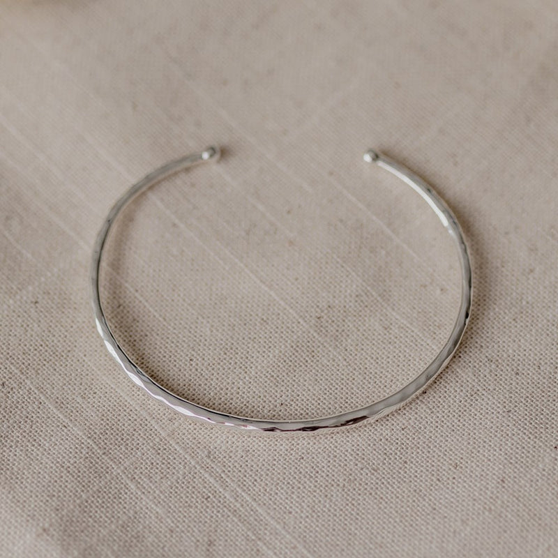 minimal cuff