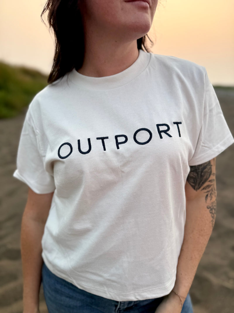 the outport everyday tee- driftwood