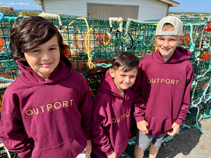 the outport KIDS hoodie- maroon