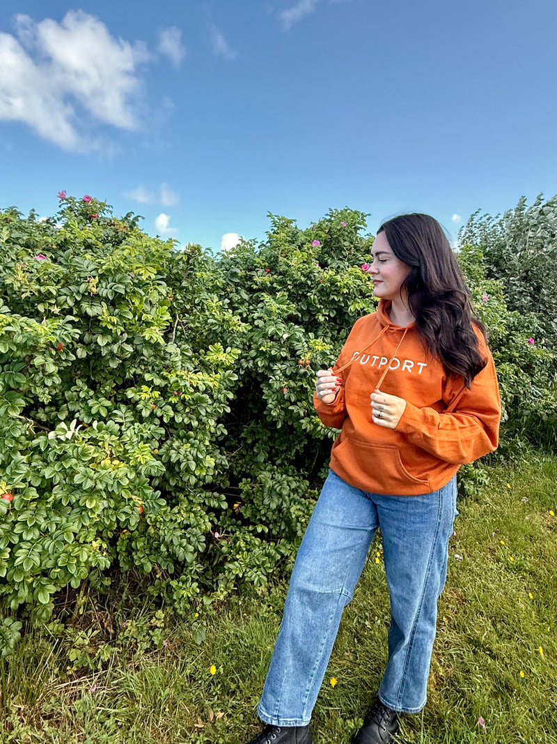 the outport hoodie- rust
