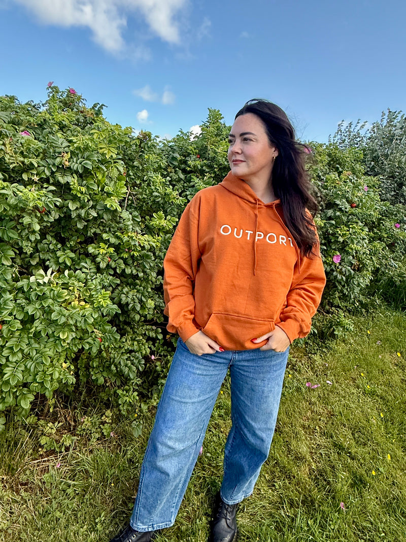 the outport hoodie- rust