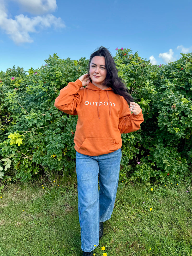 the outport hoodie- rust