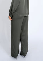 merry pull on pants- ivy green