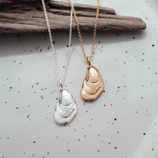 mussel shell necklace