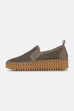 tulip platform shoe- wheat mocca