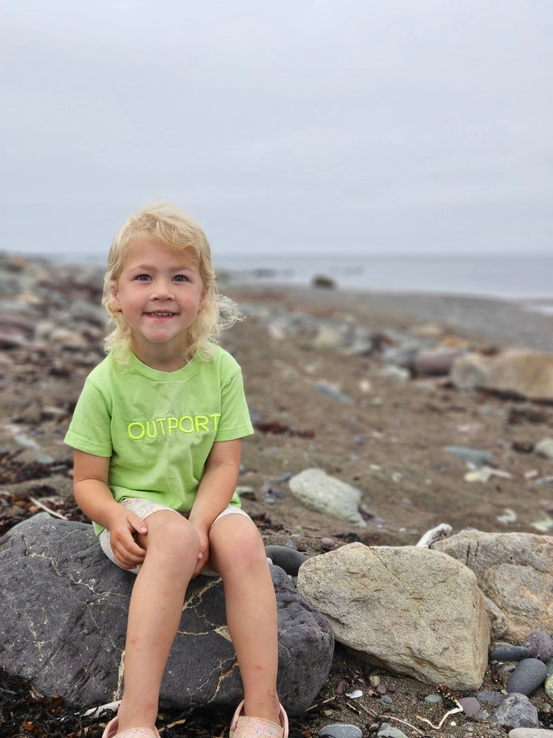 the outport KIDS tee- lime