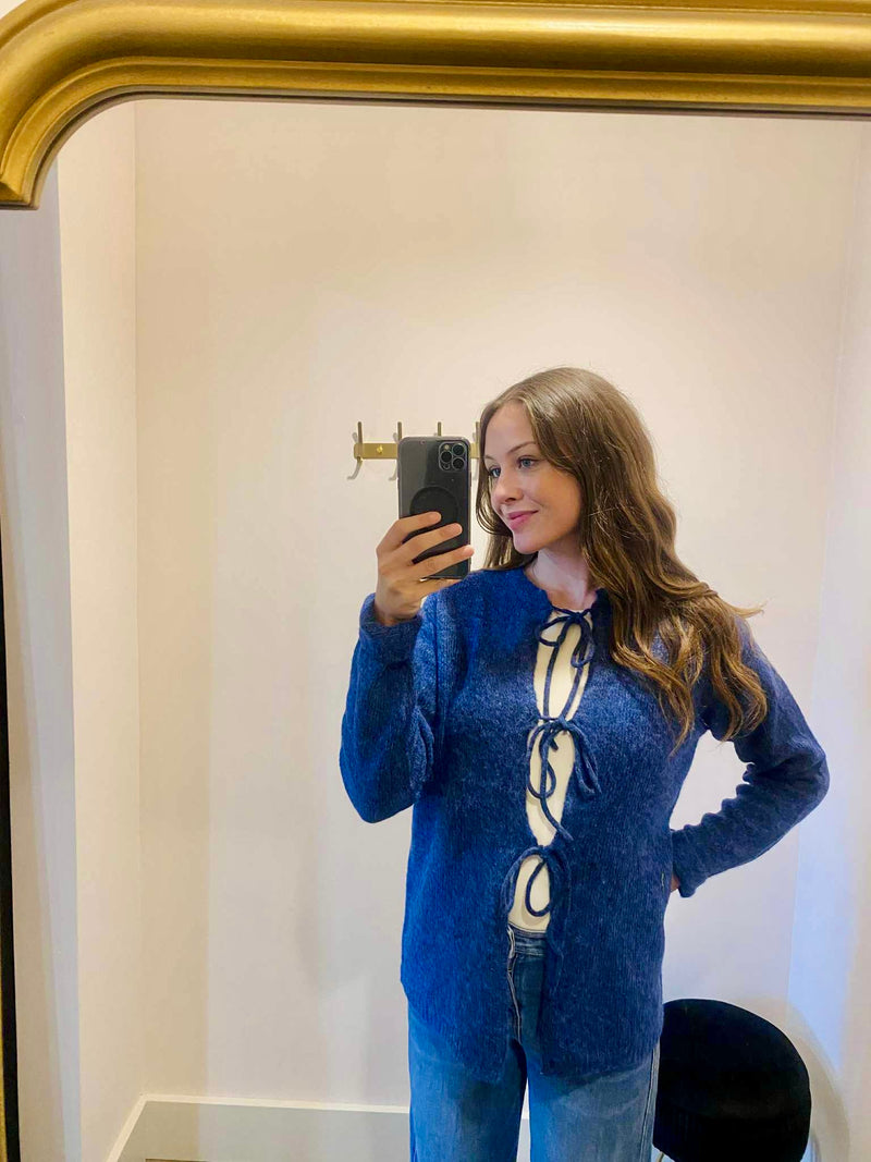 calla crewneck cardigan