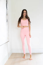 ultimate ribbed legging- bubblegum