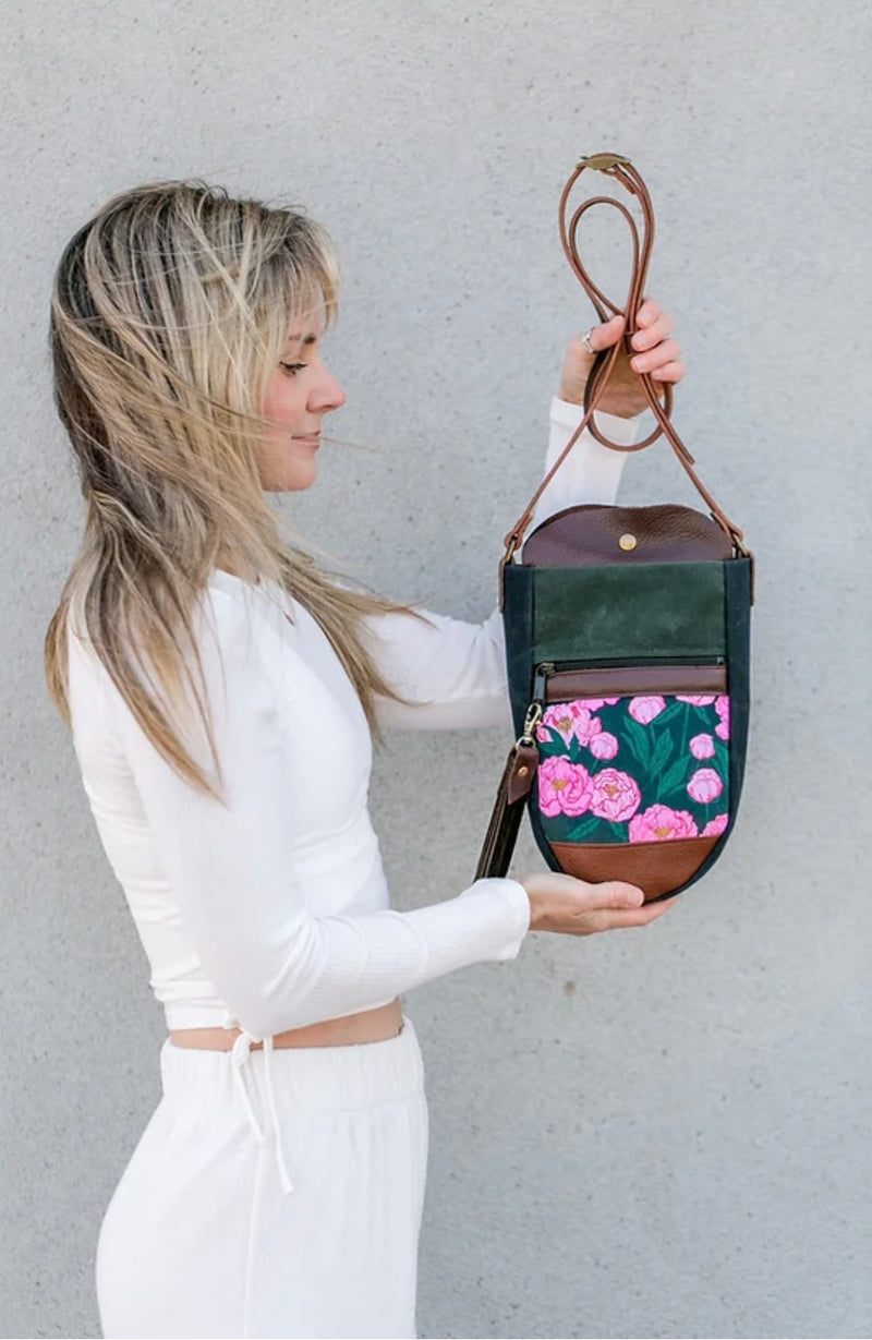 bottle bag- amy floral peonies