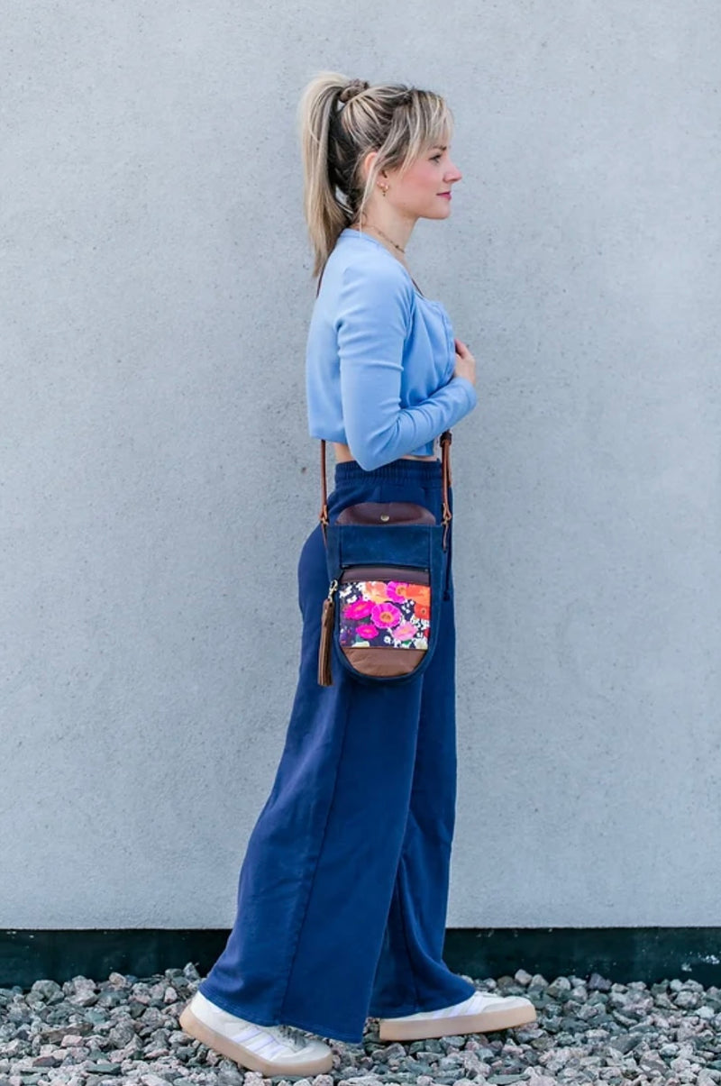 bottle bag- michelle floral + navy body