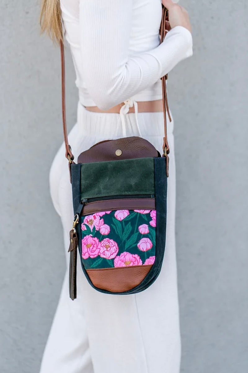 bottle bag- amy floral peonies