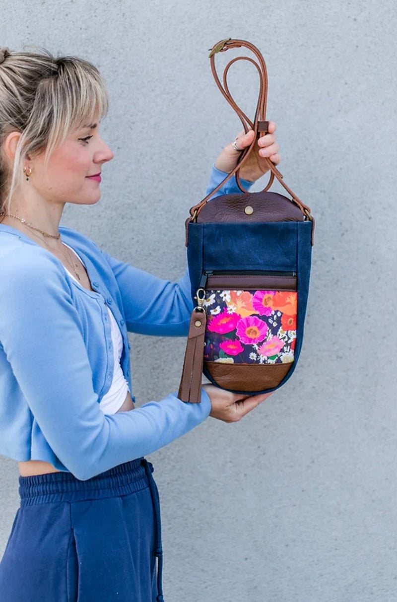 bottle bag- michelle floral + navy body