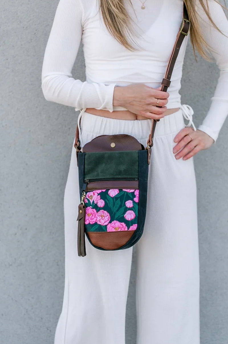 bottle bag- amy floral peonies