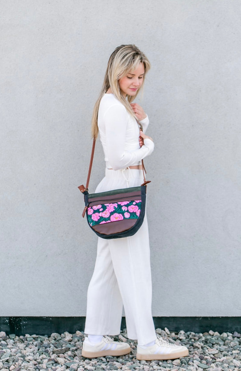 day bag- amy floral peonies