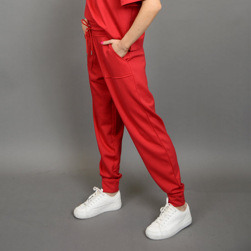 joselle soft knit jogger- engine red