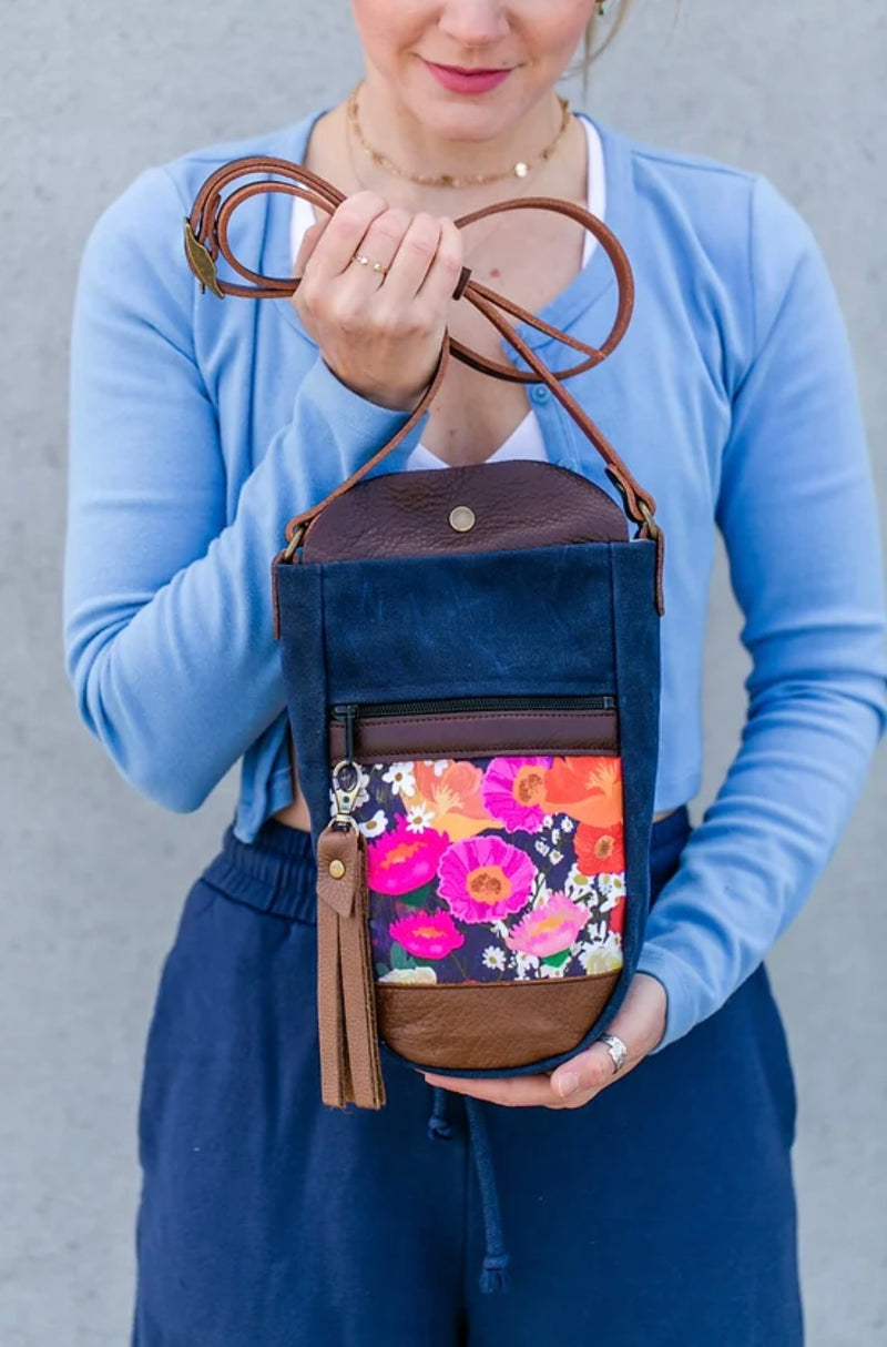 bottle bag- michelle floral + navy body