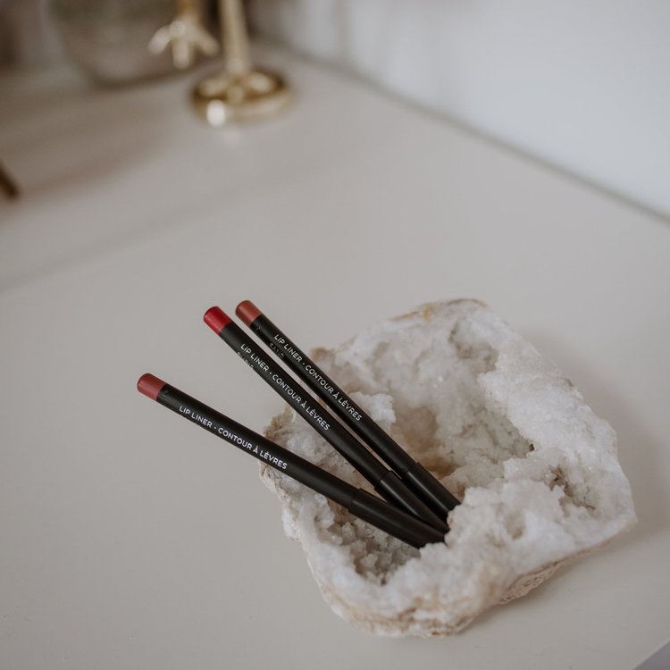 blush by lauren snow lip liner