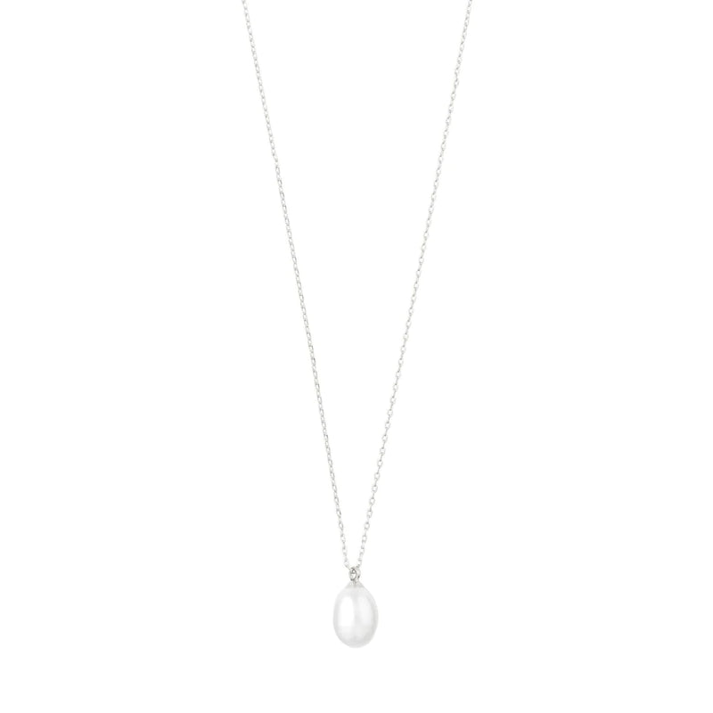 eila pearl necklace