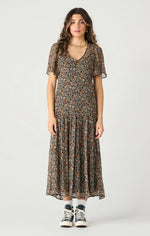 medallion flutter sleeve tiered maxi dress