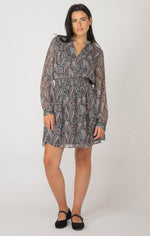 faye smocked waist paisley dress