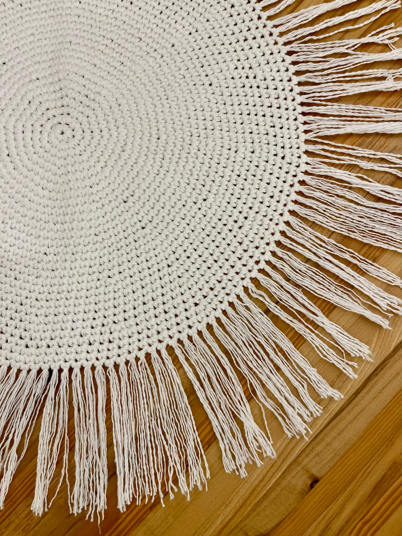 macrame centrepiece